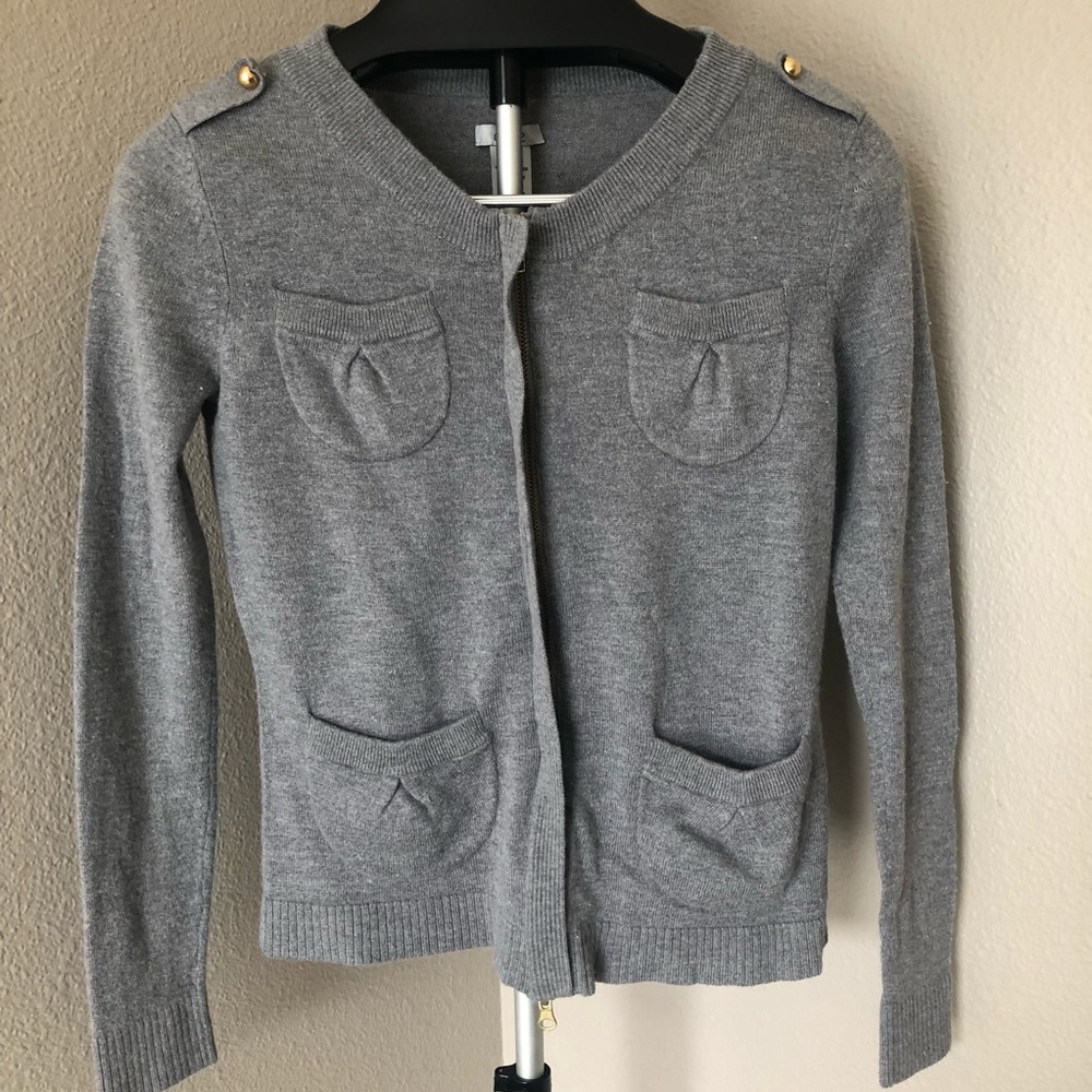 Cache front zip pockets sweater shoulder details